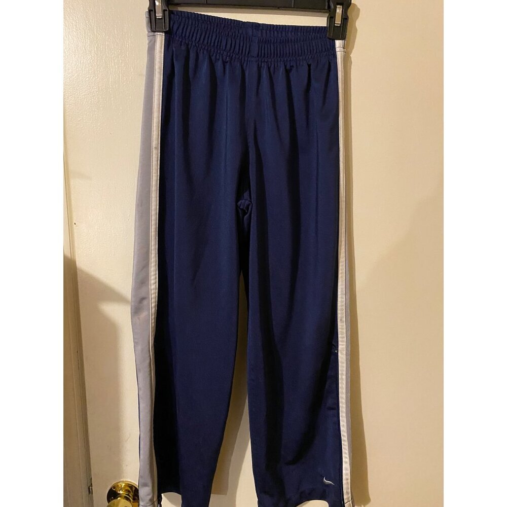 Youth size 10 to 12 Athletic Pants Lot Of 2 - Nike & Russell Athletic - Size M